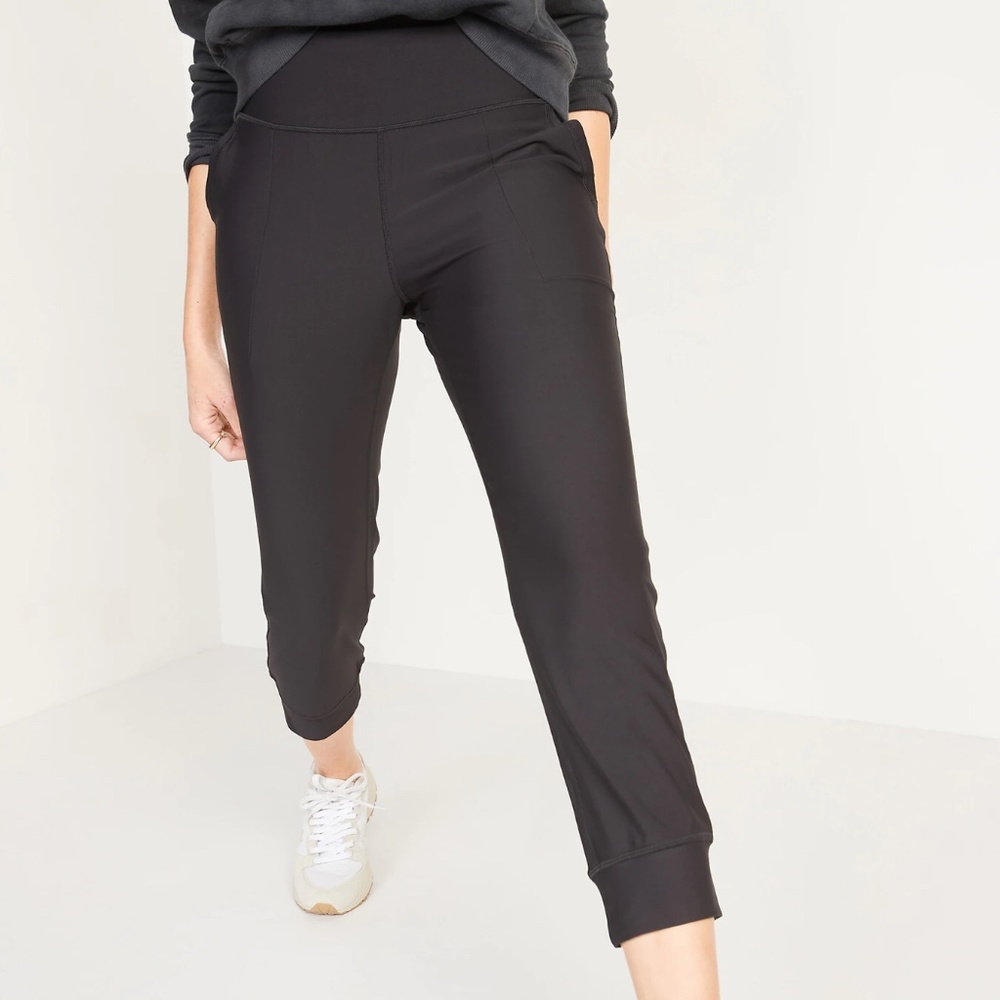 Old Navy High-Waisted PowerSoft Crop Joggers